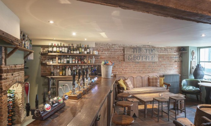 Rye Cama Y Desayuno | The Standard Inn