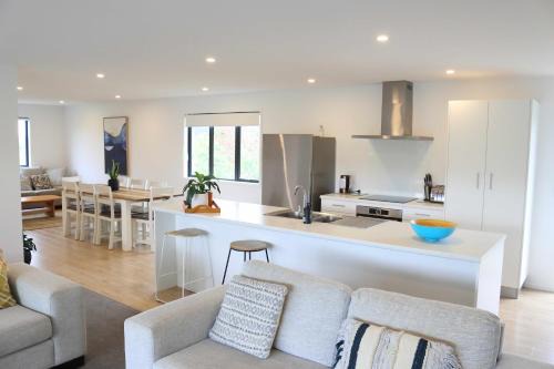 Mangawhai Casa | The Stargazer - Mangawhai Heads Holiday Home