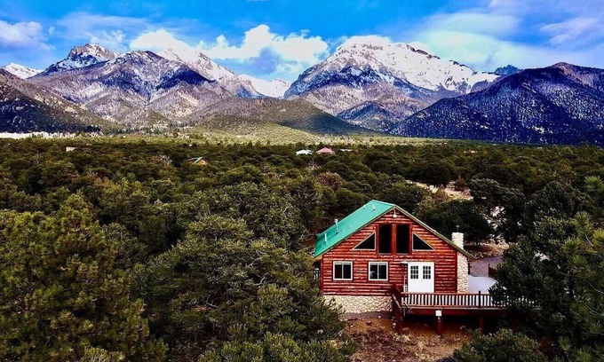 Baca Grande Cabina | The Stargazer-Your private retreat in the mountains!