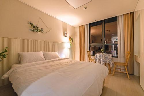 Yeonsu-gu Hotel | The Stay Songdo Hotel