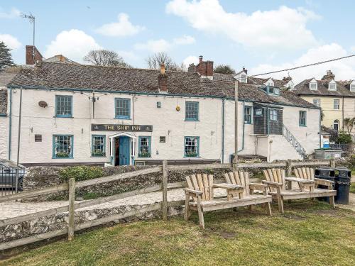Pentewan Casa | The Steps