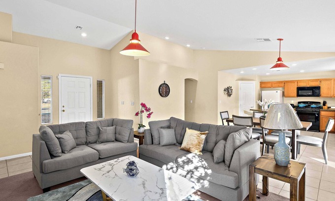 River Mountain Casa | The Stone Gate on Saratoga #41273