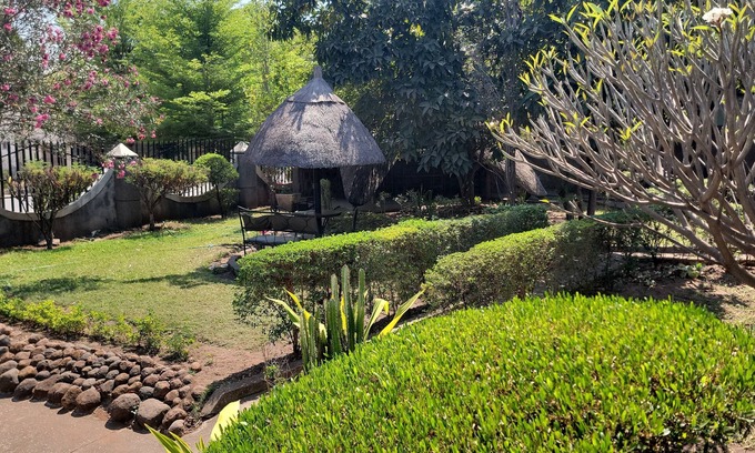 Livingstone Casa | The Stone Guest House