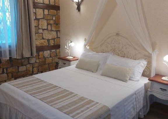 Oraiokastro Casa | The Stone Heaven