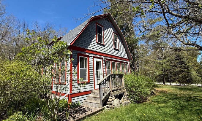 Beaver Island Casa | The Stone House of Beaver Island
