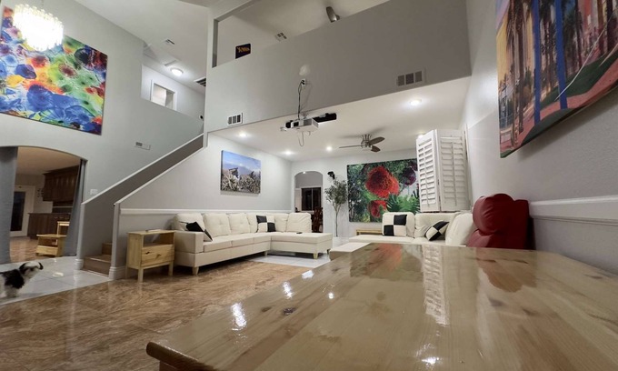 Las Vegas Casa | The Stone Sanctuary Northwest: Heated* Pool, Projector, Arcade Game, Billiards, Family Park Adjacent