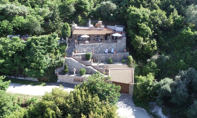 Keramidi Casa | The StoneHouse -Family sized house w/ great view that combines sea & village!