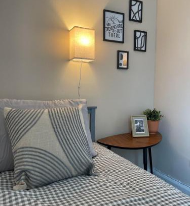 Wing Apartamento | The Studio Apartment, Sleeps 4, Town Centre