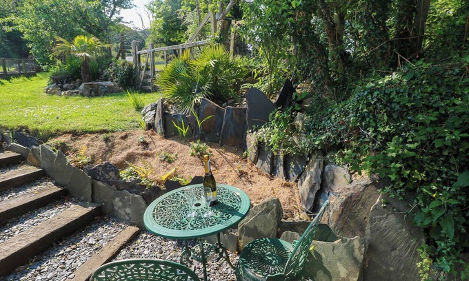 Newport Cabaña | The Studio at Dan y Garn