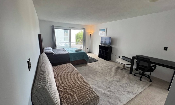Mar Vista Apartamento | The studio + quiet + private + safe great location