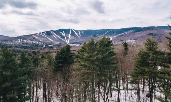 Warren Chalet De Esquí | The SugarFunk Chalet (Access Rd w/Sugarbush Views)