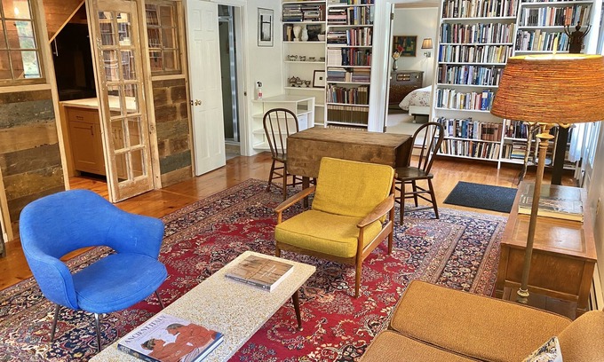 Red Hook Otro | the suite @ barn & bike - private, bucolic, serene setting