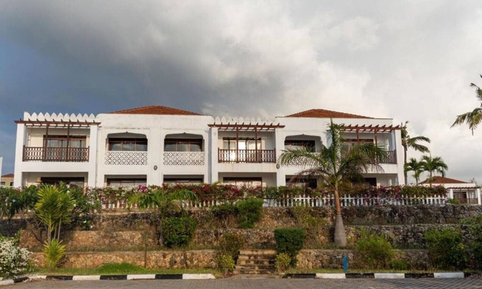 Mtwapa Villa | The Sultan Palace Beach Retreat Three-Bedroom Villa