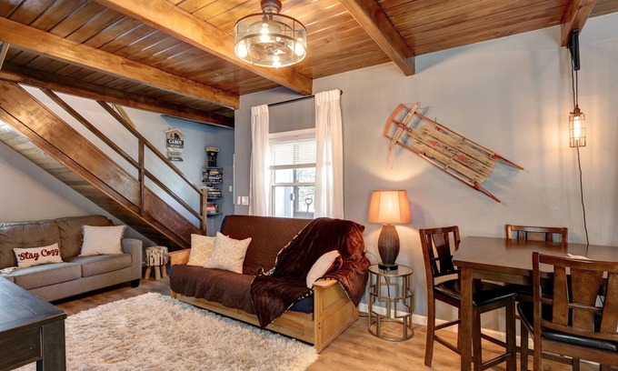 Big Bear City Cabina | The Summit at Sherwood ~ Dog-friendly cabin with fenced yard, patio, grill, & furnished deck
