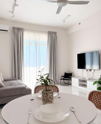 Kampung Sungai Nibong Apartamento | The Sun Executive Suite - Dolphin's Home