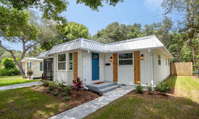 Saint Augustine Shores Casa | The Surf Rider | House St. Augustine with enclosed yard & on-site golf