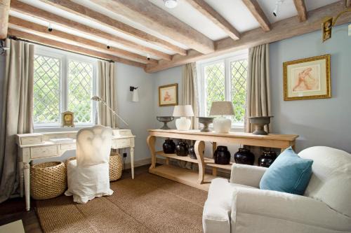 Swinbrook Apartamento | The Swinbrook Manor House - Spacious 5BDR House with Garden