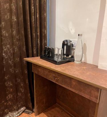 Pulikeshi Nagar Hotel | The Taaj Comforts
