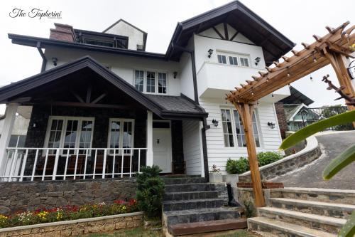 Nuwara Eliya Cabina | The Tapherini Bungalow
