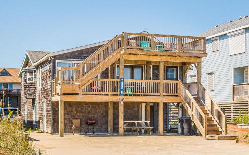 Kitty Hawk Casa | The TARDIS