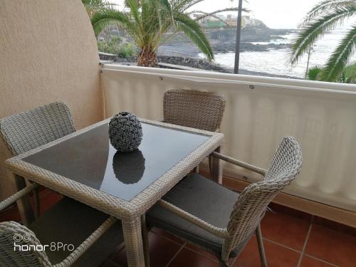 Garachico Apartamento | The terrace on the sea