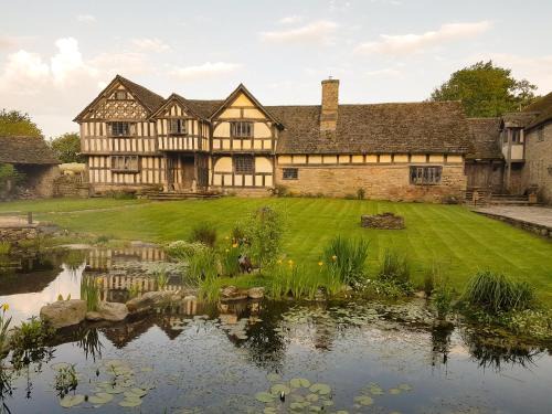 Kington Casa | The Threshing Barn at Penrhos Court