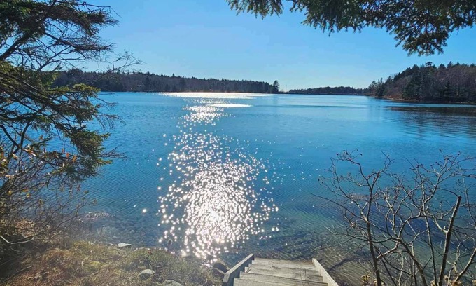 Spruce Head Casa | The Tide House, charming 3-bedroom house with WiFi in Spruce Head, view