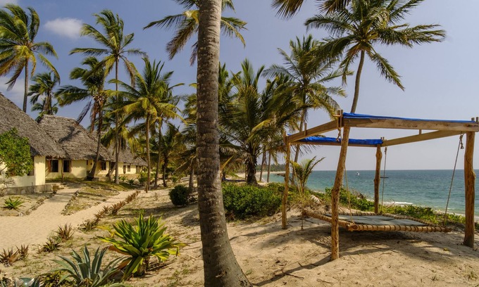 Pangani Cabina | The Tides Lodge