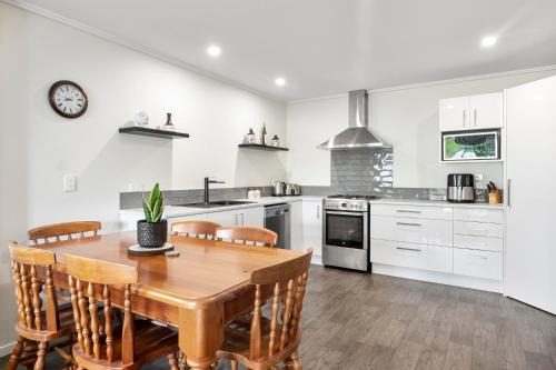 Kinloch Casa | The Tin Hut - Kinloch