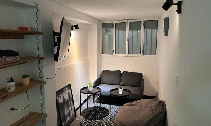 Neve Tzedek Apartamento | The Tiny Oasis Of Neve Tzedek