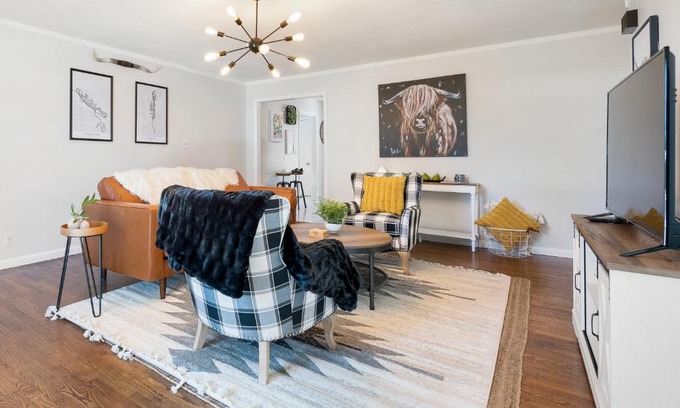 Downtown Casa | The Torino