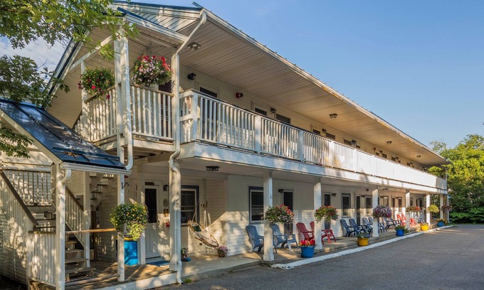 Camden Cama Y Desayuno | The Towne Motel