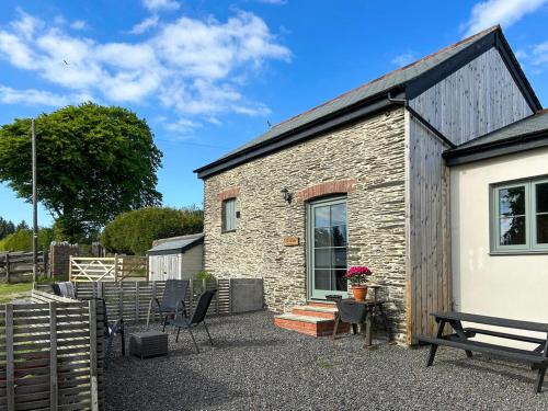 Brayford Casa | The Tractor Barn - Uk49678