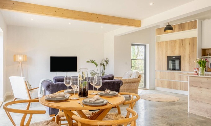 Godshill Casa | The Tractor Shed - Godshill