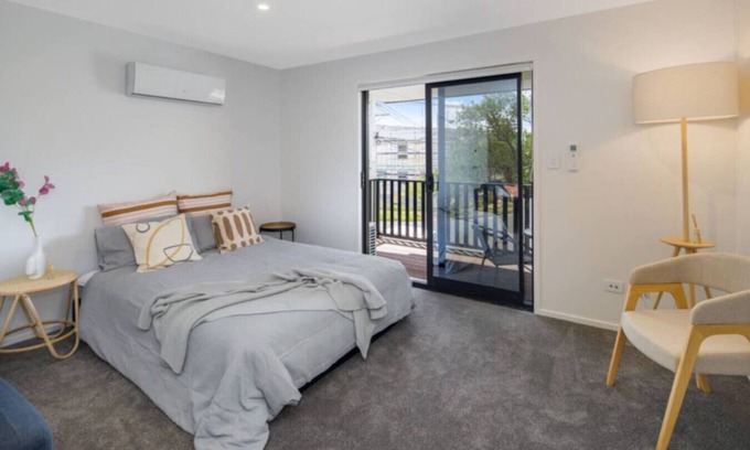 Lower Hutt Casa | The Tranquil Hutt Escape