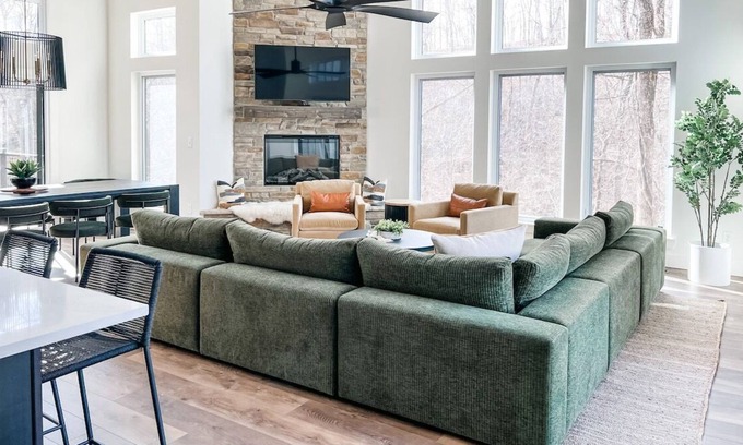 Innsbrook Casa | The Treehouse is luxury retreat in the woods!