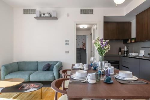Zona XXIV Fonte Ostiense Apartamento | The Tropical Corner by Rentbeat