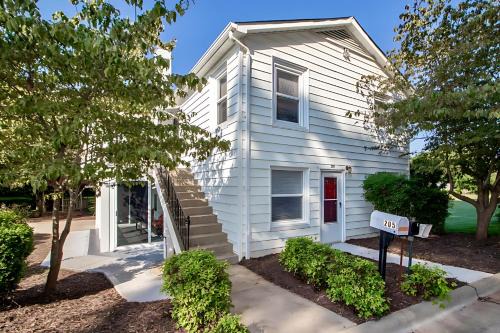 Barium Springs Casa | The Troutman Retreat-Near Lake Norman