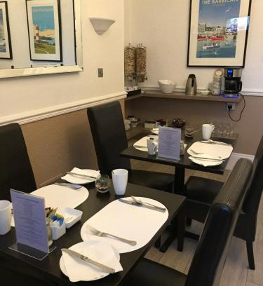 Barbican Casa | The Tudor Guest House