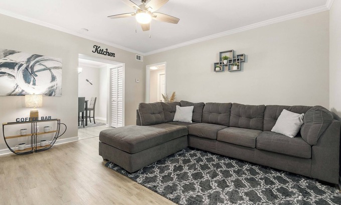 Mobile Apartamento | The Tulip in Midtown