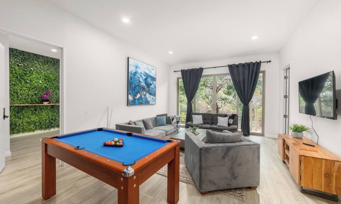 Mission Valley East Apartamento | The Tuscan Penthouse 2 bedroom Suite/ Family Getaway!