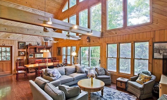 Tate Casa | "The Twisted Branch" lodge at Bent Tree