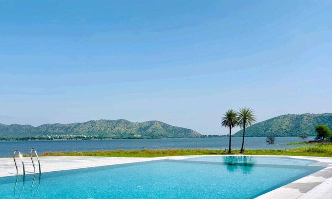 Udaipur Cabaña | The Udaisarovar - Lakeside Paradise