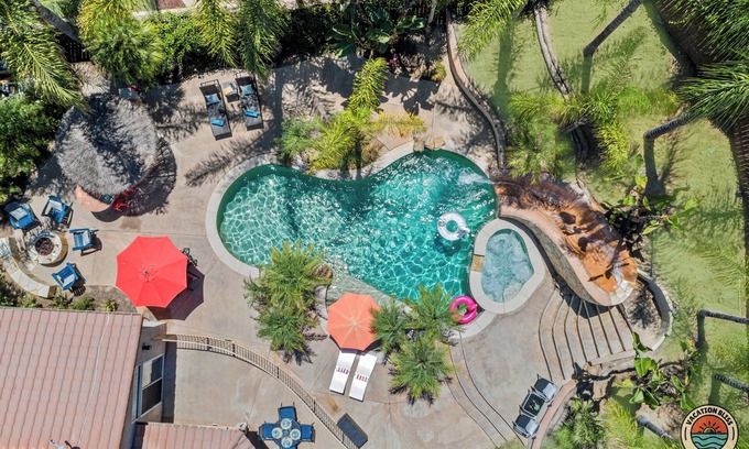 El Cajon Casa | Slide Into Summer: Pool, Spa, Gym & Sunshine!