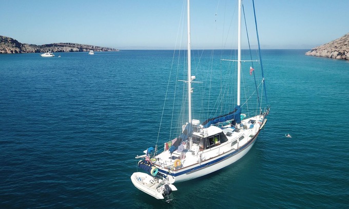 La Paz Alquiler De Eote | The ultimate sailing yacht vacation in the Sea of Cortez. Jersey Girl II