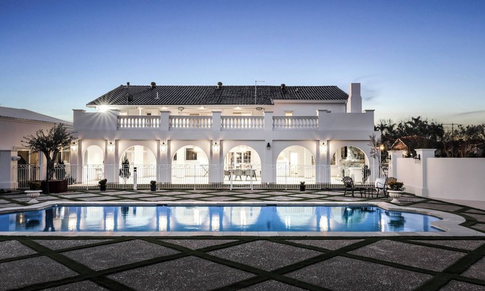 Mount Vernon Casa | The ultimate Stayz ! private estate in Sydney 39 mins from Sydney CBD !