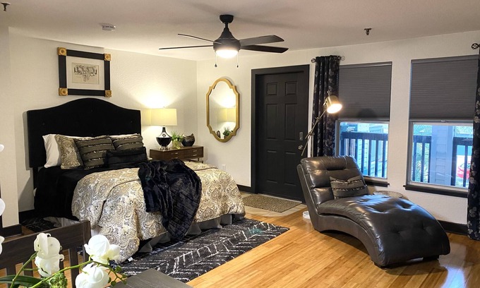 Safety Harbor Apartamento | The Uptown Studio