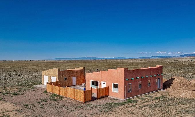 Moffat Casa | The Valley Vista! Includes 2 passes to Joyful Journey Hot Springs!