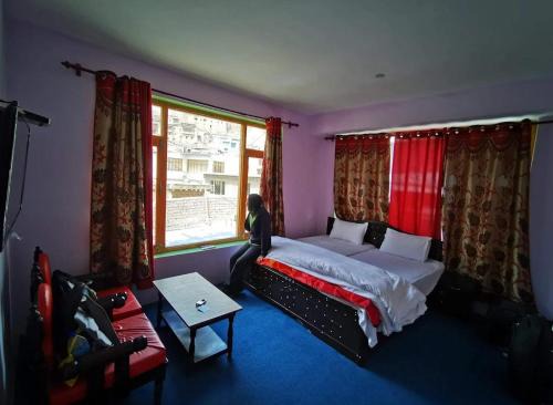 Leh Hotel | The Velora Inn