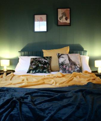 Colchester Casa | The Velveteen Townhouse